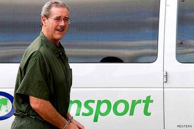 Ex-Stanford exec gets 5 years for $7 bn swindle