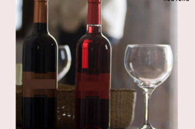 Taiwan groom drinks too much at wedding, dies