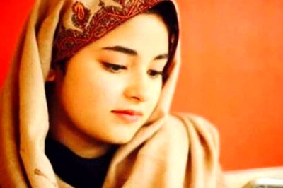 After Zaira Wasim Quits Social Media, #StandWithZaira Goes Viral on Twitter