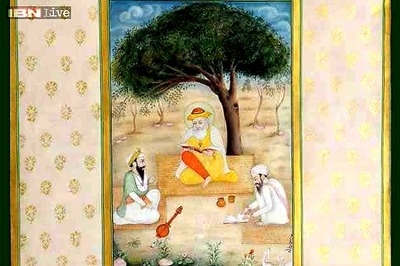 Narendra Modi gifts Guru Nanak's painting to Canadian PM