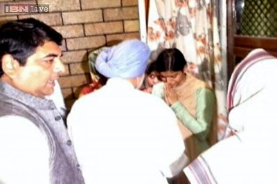 Muzaffarnagar riots: PM meets family of IBN7 journalist Rajesh Verma