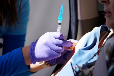 Russian Employees Rejecting Vaccines Risk Unpaid Leave