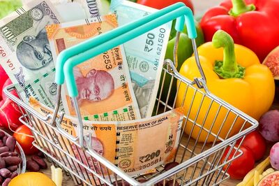 CPI Inflation Expected to Average 4.5% This Fiscal: CRISIL