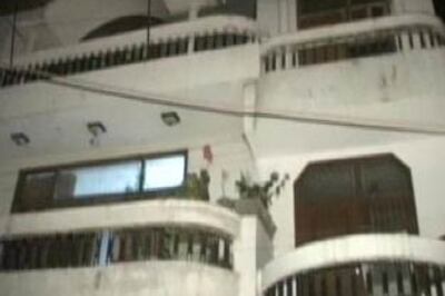 Delhi teacher held for 'murdering' her mother