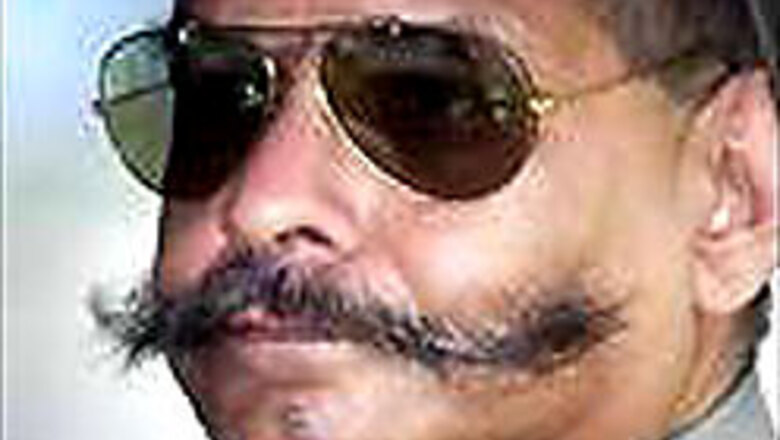 IA steward goes to SC to keep his moustache