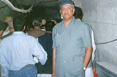 Pak army officer exposes A Q Khan