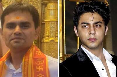 'Not Proof Of His Integrity': NCB to Bombay HC on Sameer Wankhede's Alleged Chats With Shah Rukh Khan