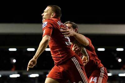 Bellamy puts Liverpool into League Cup final