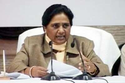 Maya slams BJP, Cong; assures job quota to upper caste