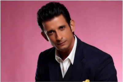 Happy Birthday Sharman Joshi: From 'Rang De Basanti' to '3 Idiots', Here're His 5 Best Movies