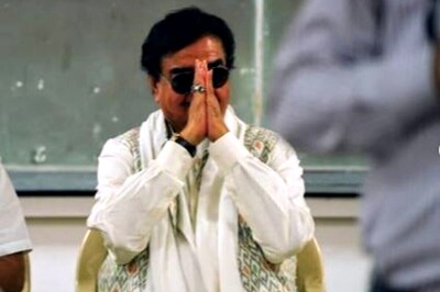 Shatrughan Sinha Recalls Dozing Off During Narration of His Hit Film 'Kalicharan'