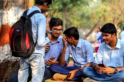 Dr Bhatia Medical Coaching Institute Offers 2.5 Crore Scholarship for Students Orphaned due to Covid