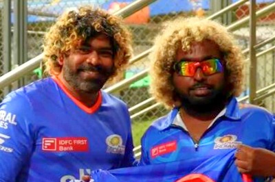 MI Bowling Coach Lasith Malinga Bumps into His Indian Doppelganger at Wankhede: WATCH