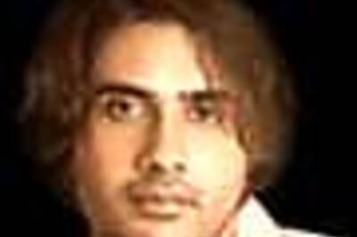 View chat: With Sanjay Puran Singh Chauhan on Lahore