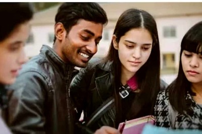 'Exit Survey Says...': IIT-B Responds to Report That Many of Its Students Did Not Get Jobs