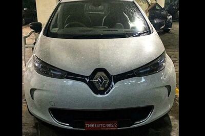Pre-Facelift Renault Zoe Electric Vehicle Spotted Testing in India Again, Launch Imminent?
