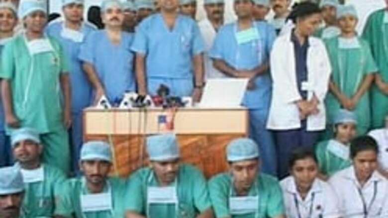 Miracle docs recount Lakshmi's 27-hr surgery