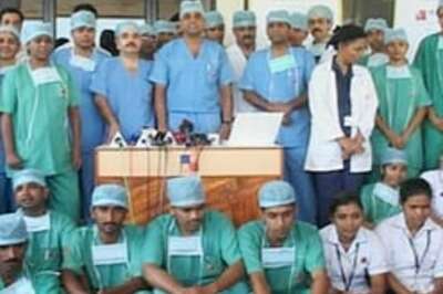 Miracle docs recount Lakshmi's 27-hr surgery