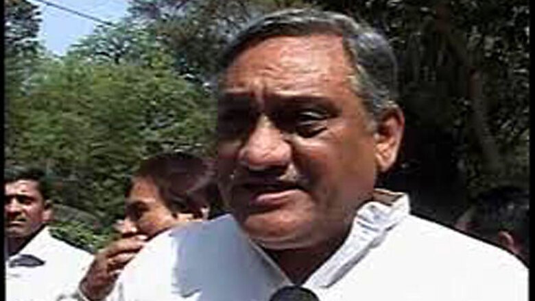 Uttarakhand floods: Bahuguna to meet PM today, give damage estimate