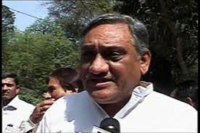 Uttarakhand floods: Bahuguna to meet PM today, give damage estimate