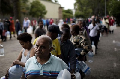 Cape Town's Water Crisis Highlights City's Rich-Poor Divide
