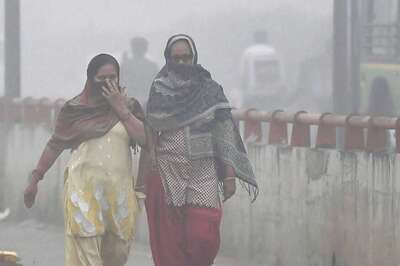 Emergency Plan to Clean Delhi Air Kicks in Today, Parking Fee to be Hiked 4 Times if it Fails