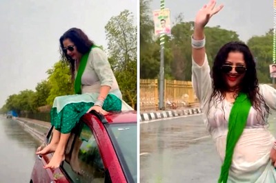 Woman Grooves To Peppy Beats On The Road In The Rain. Now, UP Police Seeks Help To Locate Her
