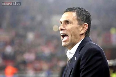 Don't ask about new signings, says Sunderland boss Guy Poyet