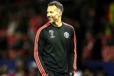 Giggs would be managing Manchester United now if he retired at 35: Ferguson