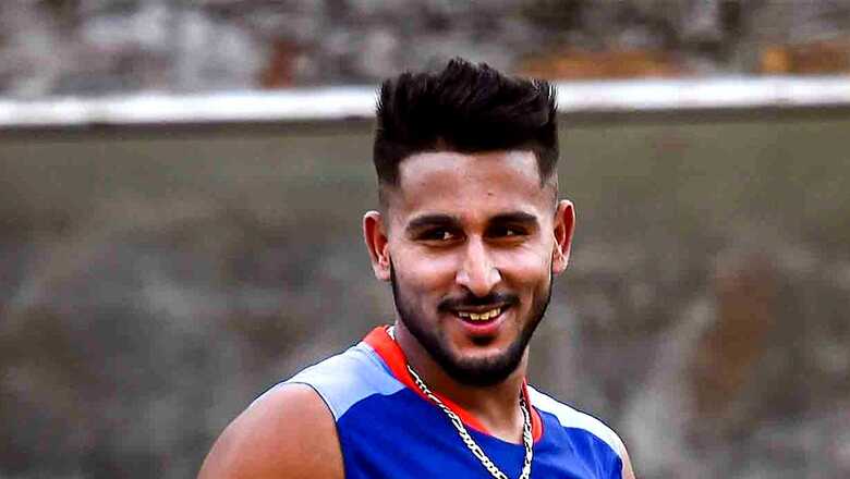 Visa Issues Create Delay in Indian Net Bowlers Umran Malik, Kuldeep Sen's Departure to Australia : Reports