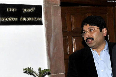 Supreme Court recalls order refusing to quash summon order against Dayanidhi Maran