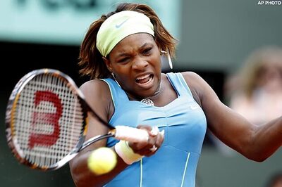Serena wary of 'weakness-free' Zvonareva