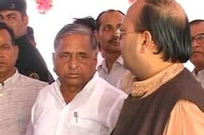 Cong not beggar, wants dignified pact: Digvijay