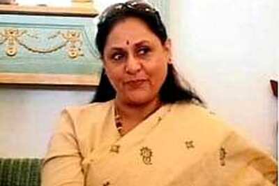 Celebs raise fund for underprivileged children