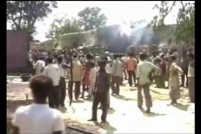 UP: Suspected SP workers torch homes of Dalits