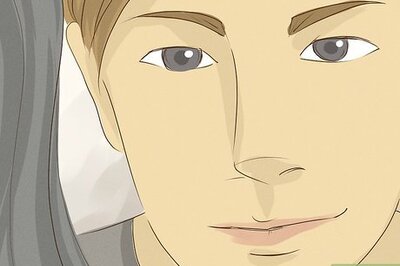 How to Find Out if a Guy Secretly Likes You