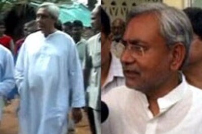 Orissa CM survives road mishap