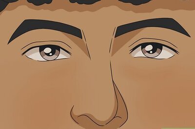 Why Do Pretty Eyes Make Guys So Attractive? Experts Weigh In
