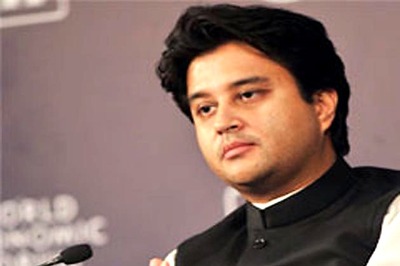 Red beacon swells gap between people and leaders, says Jyotiraditya Scindia