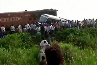 Bihar: Train hits bus, kills 7, rly station ransacked