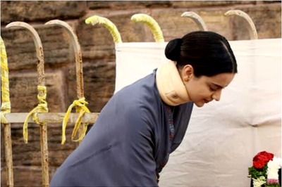 Kangana Ranaut’s Unseen Pics from Sets of Thalaivi Go Viral