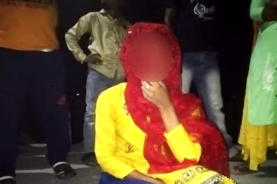 In Bengal, Woman Sits On Dharna Outside Boyfriend’s House After He Marries Someone Else