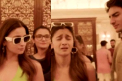 Alia Bhatt Recreates Kareena Aka Poo's Iconic Prom Scene from K3G; Gives 'Minus' to Ibrahim Ali Khan