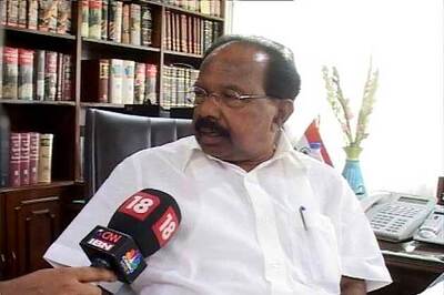 Government working to make LNG cheaper fuel option: Moily