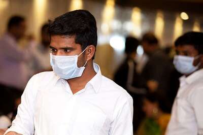 Delhi HC Questions 'Compulsion' to Pay Restaurant Service Charge, to Hear Case on August 18