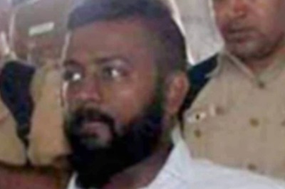 Conman Sukesh Chandrashekhar Claims Assault Inside Tihar Jail by Prison Official: Report