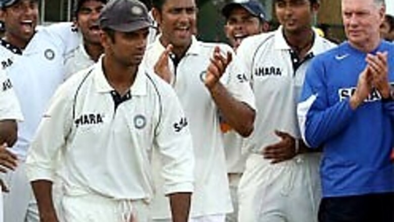 Dravid hails team effort, bowlers