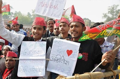 UP Elections 2017: Rebels May Turn Ruling Samajwadi Party's Apple Cart