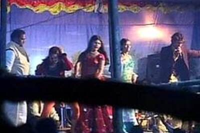 Bar dancers are genuine artists: Mumbai court