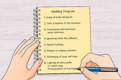 How to Make a Wedding Program